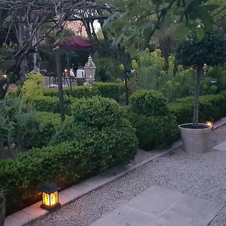Saint-Gervais-la-Forêt Chambres D'Hotes Jardin D'Ivoire מראה חיצוני תמונה